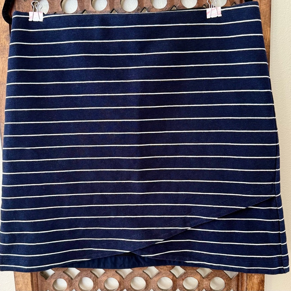 LOFT Navy White Striped Mini Skirt Back Zip Straight Fit Size L